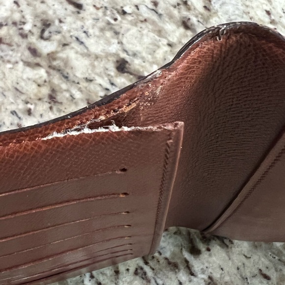 Vintage Louis Vuitton Wallet - Picture 7 of 8